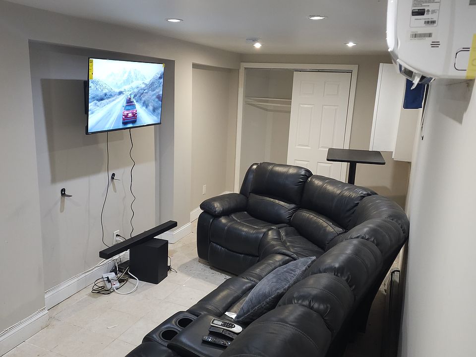 1st image of 245 Grant Ave #1