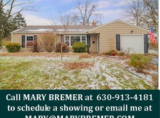 910 S Naperville Rd, Wheaton, IL 60189