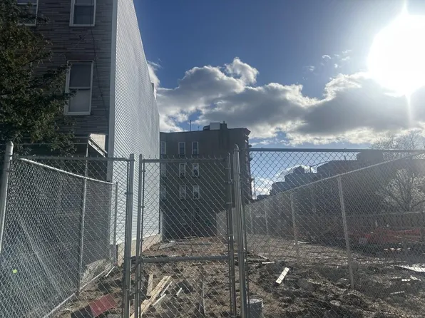 1392 Bushwick Ave, Brooklyn, NY 11207