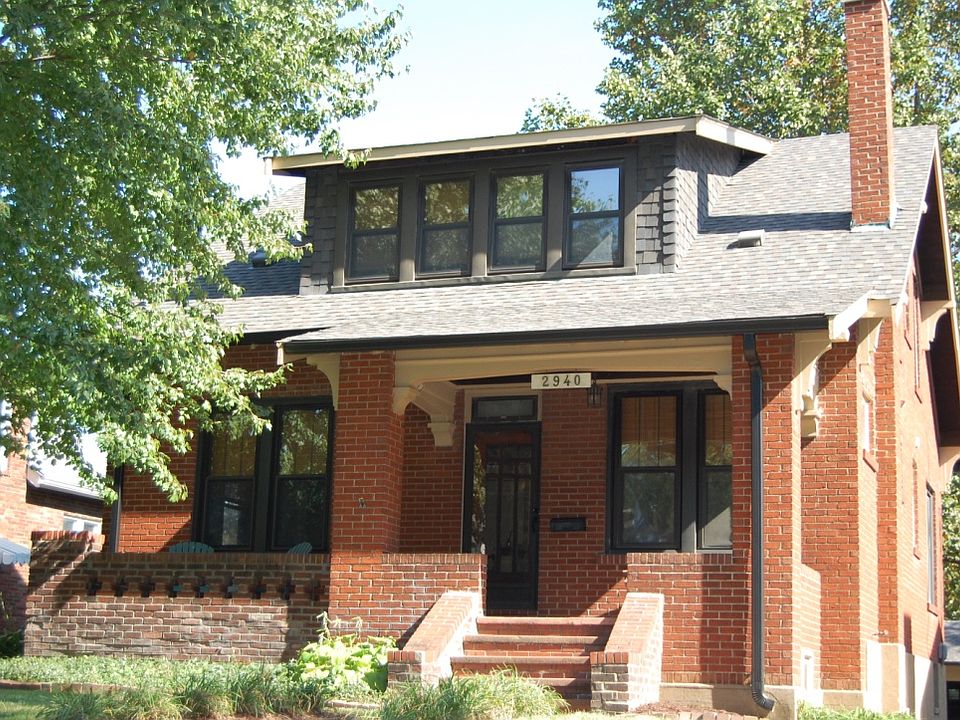 1st image of 2940 Hatherly Dr
