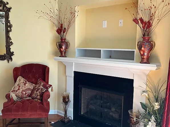 165 Tennis View Ct, Lexington, SC 29073