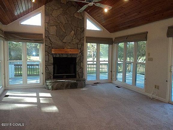 5th image of 428 Star Hill Dr