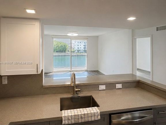 2nd image of 4000 NE 170th St APT 206