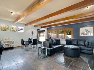 22041 Avenue San Luis, Woodland Hills, CA 91364