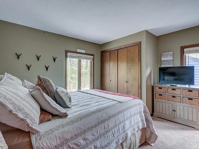 21 Littlefield Rd — Photo 23