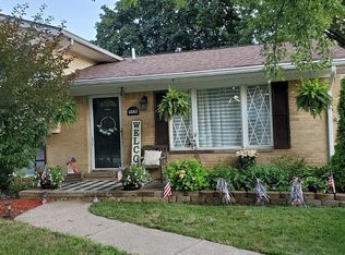 11062 Doren Ct, Shelby Township, MI 48317