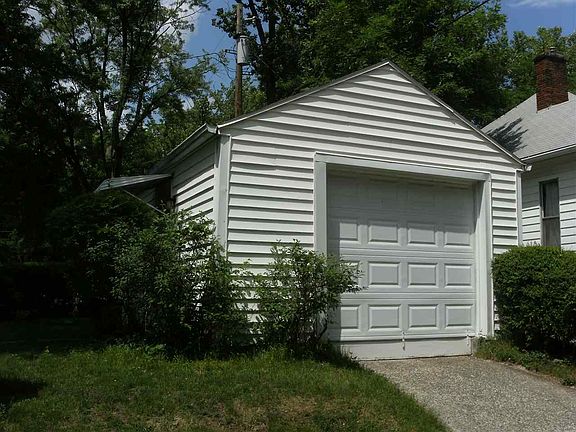 5th image of 615 S Park Ave