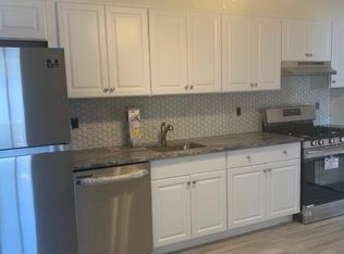 1012 Cricket Ln, Woodbridge, NJ