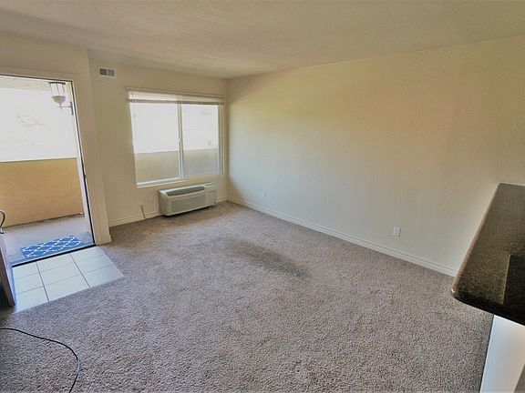 4th image of 1631 Bayview Heights Dr Unit 14