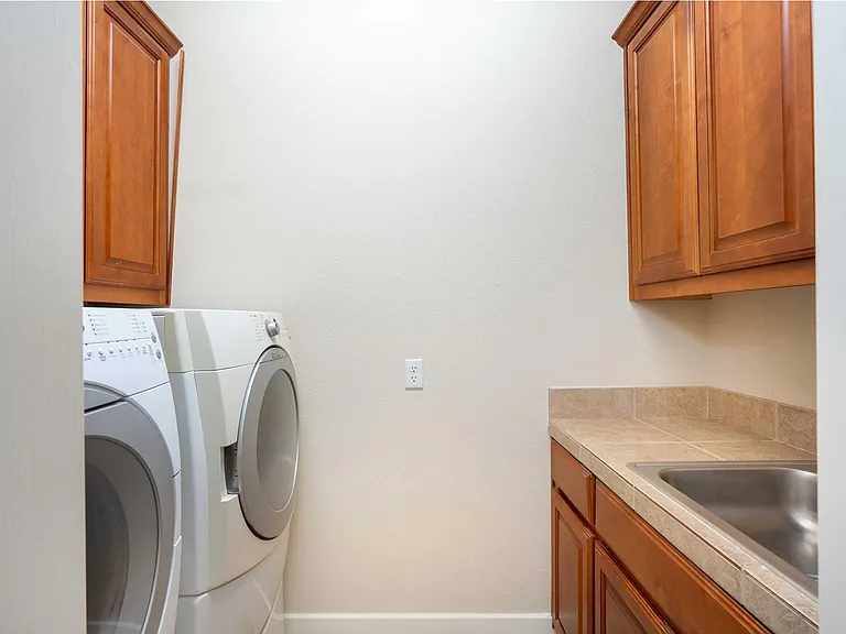 210 Rivulet Ln — Photo 25