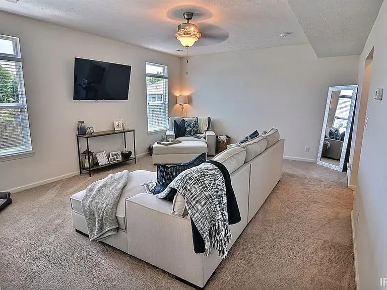2123 Rutherford Dr — Photo 6