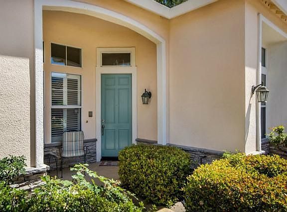2nd image of 5634 Domaine Dr