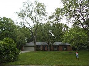 2nd image of 2925 W Fawkesway Dr