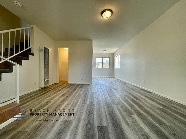 4609 W 159th St — Photo 15