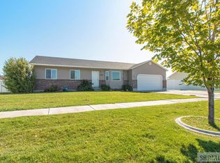2668 N Aqua Marine Dr, Idaho Falls, ID 83401