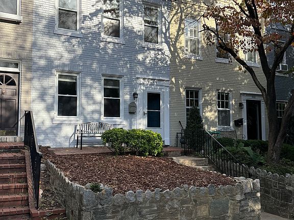 2nd image of 2033 37th St NW