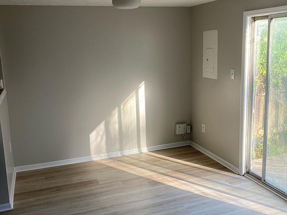 5th image of 7721 Balla Ct