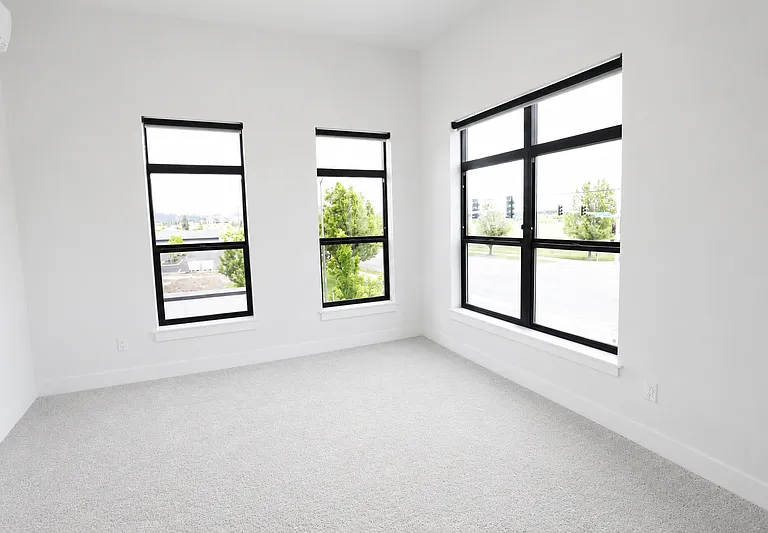 21806 E Indiana Ave #202 — Photo 29