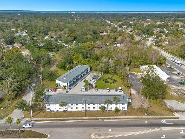 900 E Airport Blvd — Photo 17