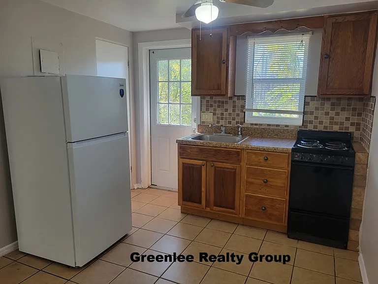 5808 Missouri Ave #9 — Photo 4