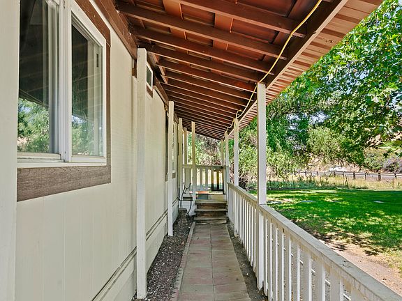 4th image of 5601 Cowiche Canyon Rd