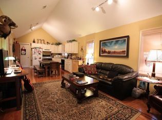 719 Old Taylor Rd #B, Taylor, MS 38673