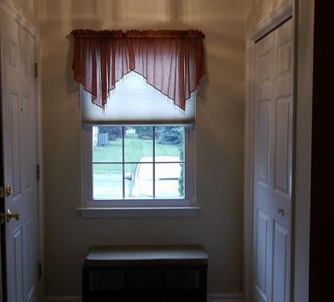 2nd image of 1004A Briarwood Dr