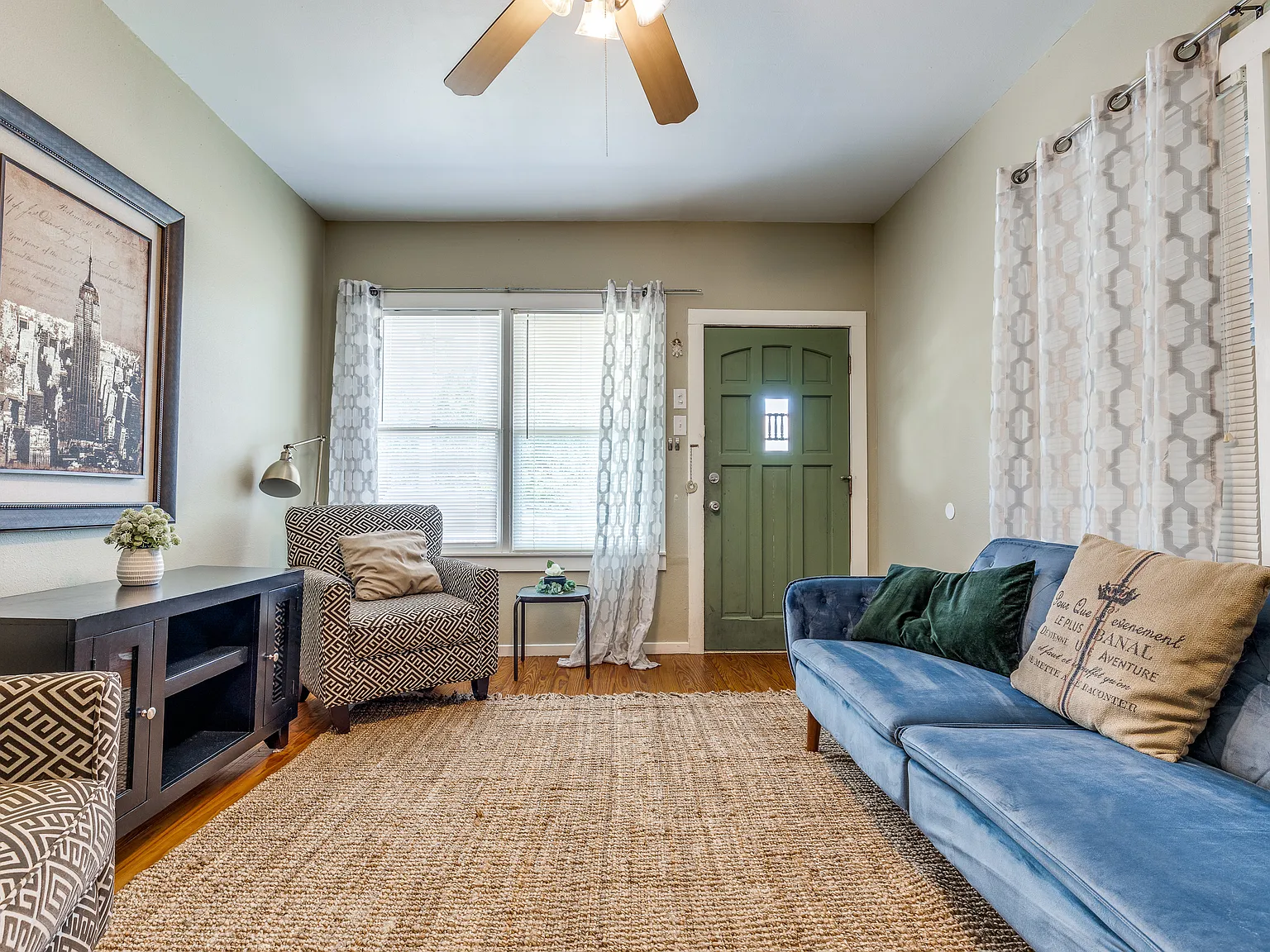 3 bed, 1623 sqft, $1,900 — Photo 4