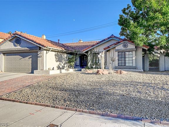 3rd image of 6771 Shelter Ln