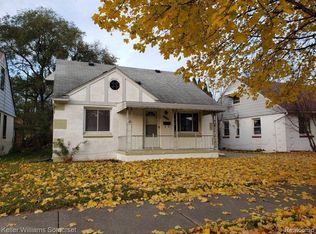 8215 State Park, Center Line, MI 48015