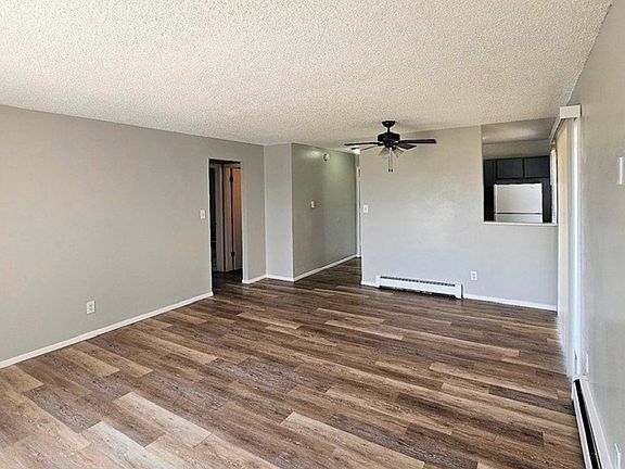 5th image of 4320 Loomis Ave APT C