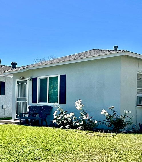 New windows, beautiful lawn, shady personal patio for morning coffee or afternoon relaxation. Unit on tree-lined street with parking on street right out front. Only one attached neighbor in back (attached at kitchen wall, not a bedroom).