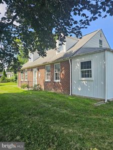 1025 Skippack Pike, Blue Bell, PA, 19422