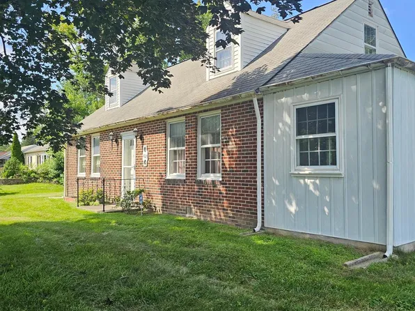 1025 Skippack Pike, Blue Bell, PA 19422