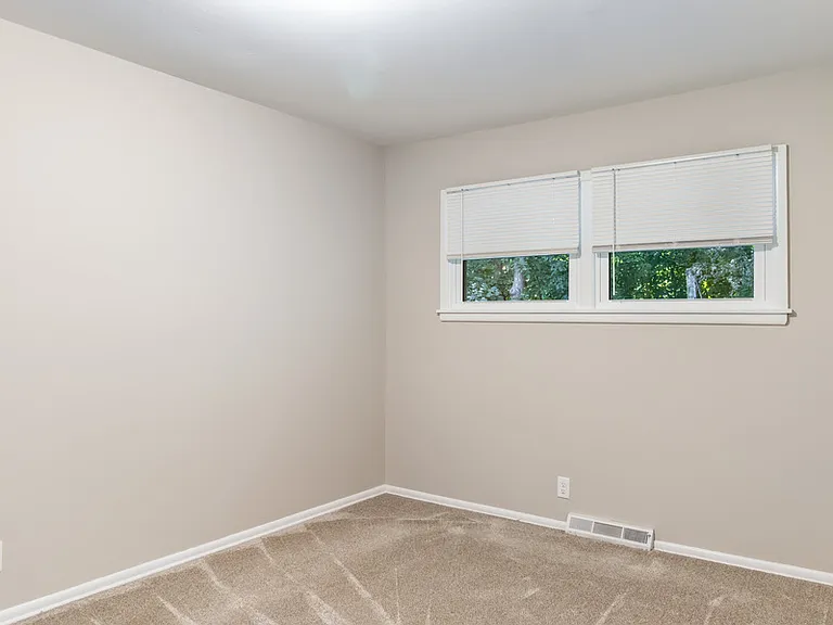 7185 Euston St #2 — Photo 9