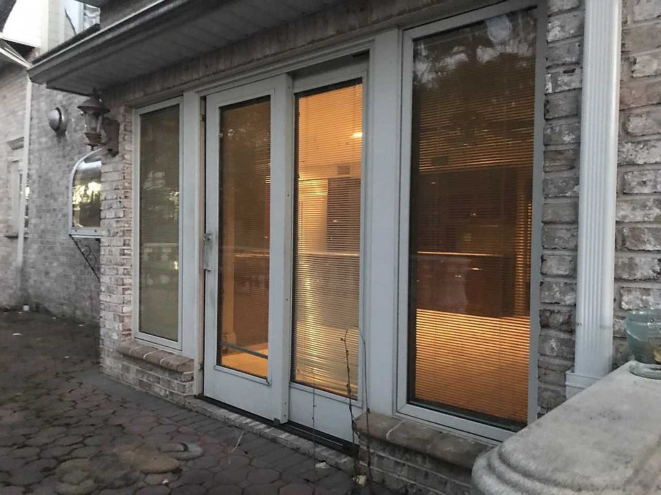 1st image of 47 Carol Ct