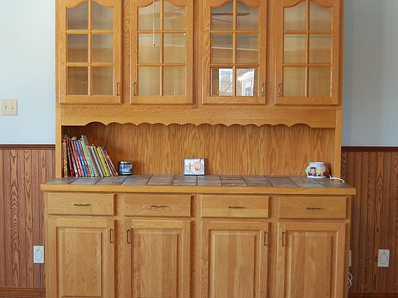 Oak hutch built in