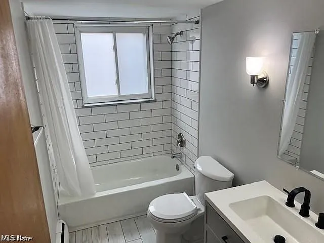 20550 Detroit Rd #8 — Photo 8