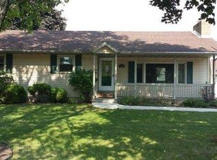 3602 Menasha Ave, Manitowoc, WI 54220