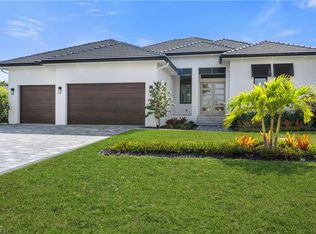 1238 14th Ave N, Naples, FL 34102