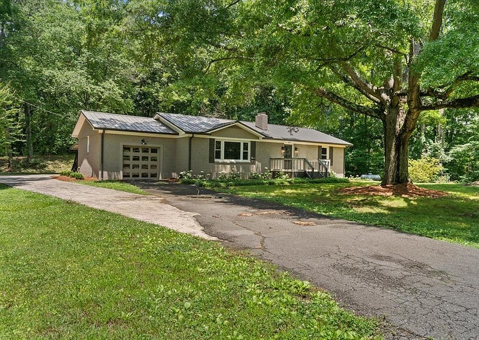 1st image of 537 Beaverdale Rd NE