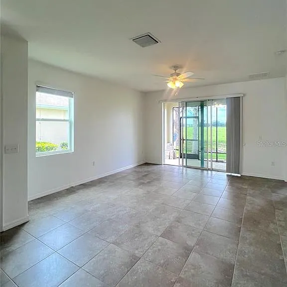 32995 Windelstraw Dr — Photo 9
