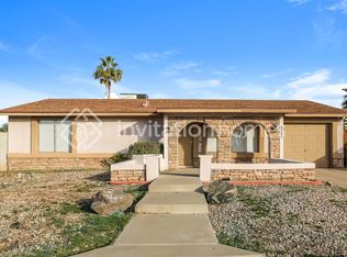 8838 W Mercer Ln, Peoria, AZ 85345