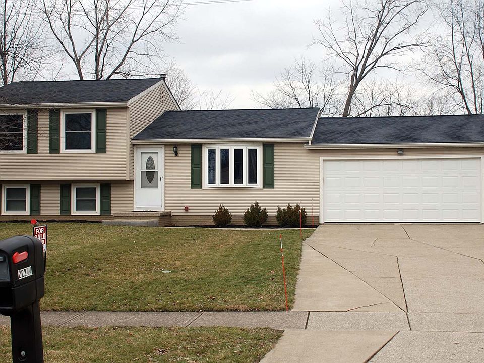 1st image of 22244 Lorraine Dr