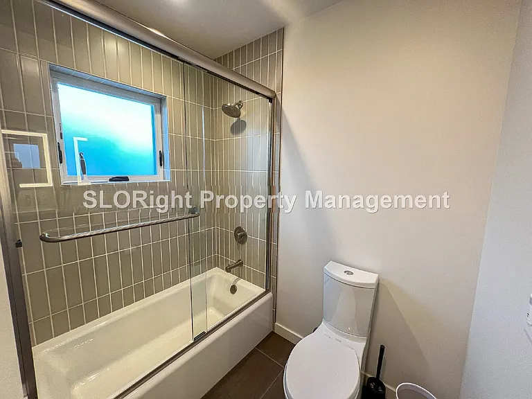 2279 San Luis Dr — Photo 14