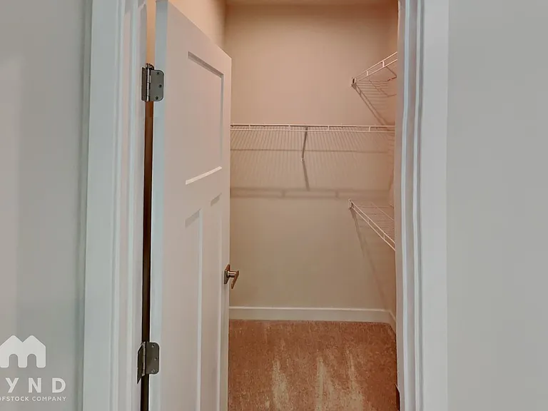 2423 Dr Carver Rd — Photo 9