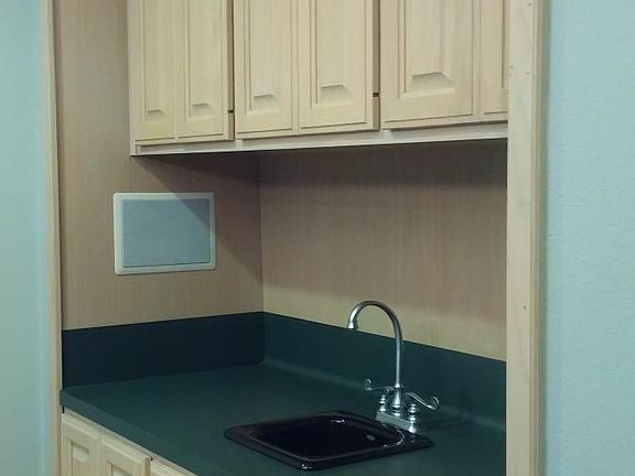 2nd image of 8045 Gladys Ave