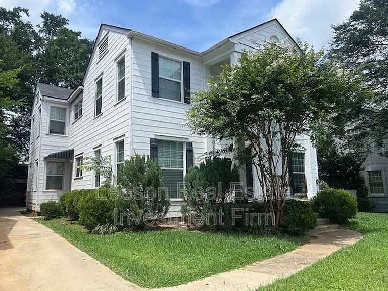 810 Rutherford St #A — Photo 2