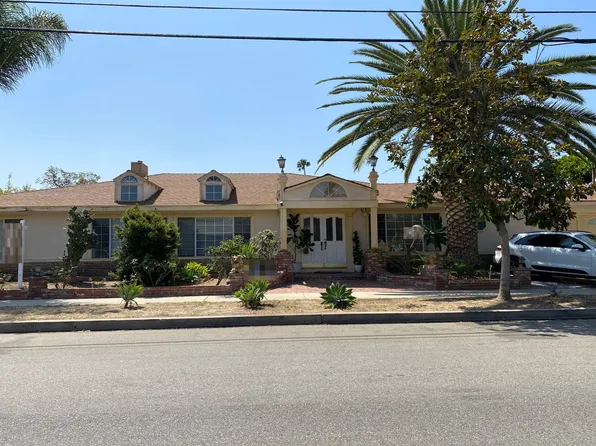 13546 Sarah St, Sherman Oaks, CA 91423