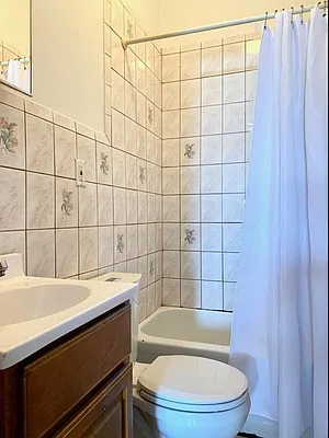 Rented by Apple Exclusive Realty Inc | media 14